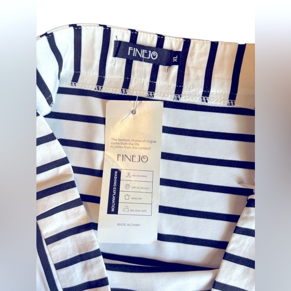 Finejo Asymmetrical Black and White Striped Skirt - Picture 2 of 3